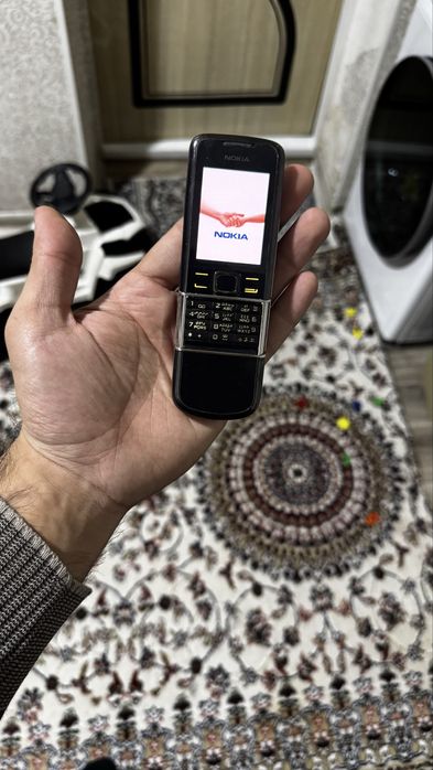 Nokia 8800 Art  yaxshi sastayanya