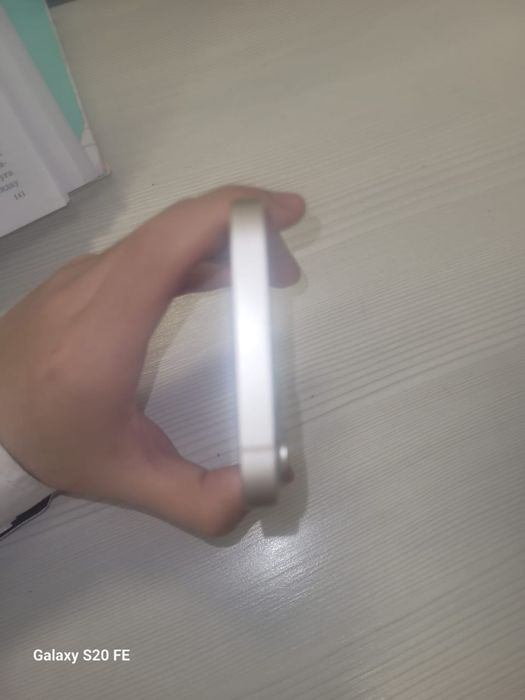 Iphone 13  обмен белый