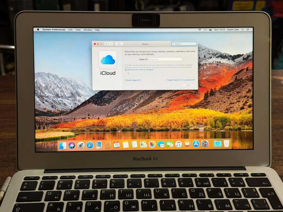 Лаптоп MacBook Air 11.6" A1370