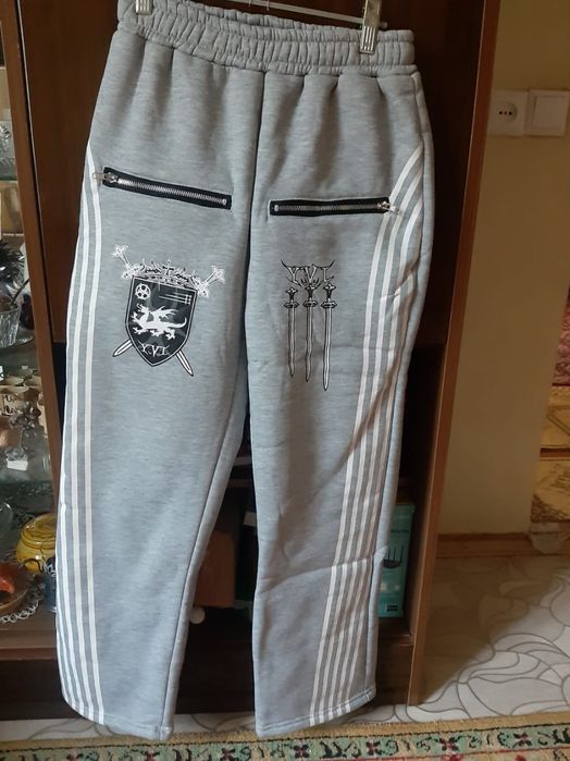 Продам штаны новые