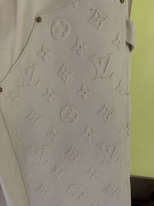 Louis Vuitton carpenter бежов панталон