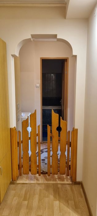 Inchiriez apartament doua camere Micro 3 langa Scoala 13 Matei Basarab