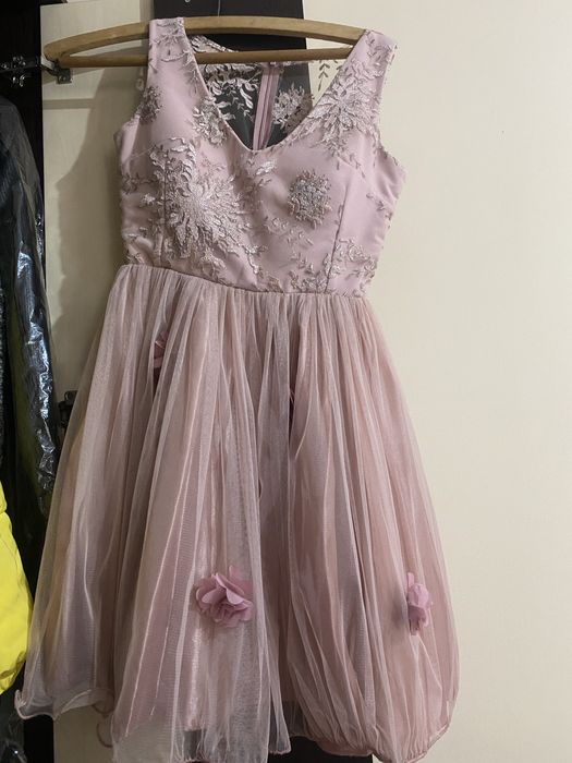 Rochita ocazie roz pudra