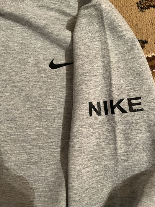 Продам кофту найк