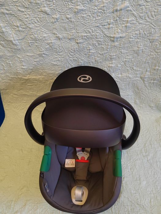 Кошница за  бебе Cybex AtonB2 i-Size