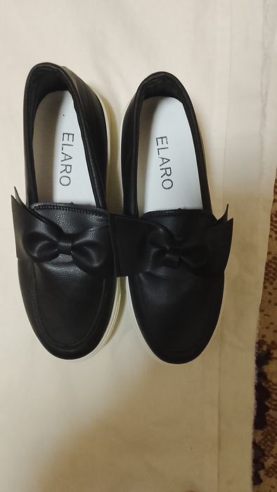 Sotiladi detskiy tufli 35 razmer 100 min