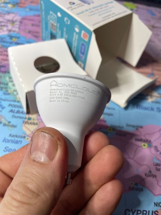 Vand bec smart LED RGB GU10 lumina calda 2700k