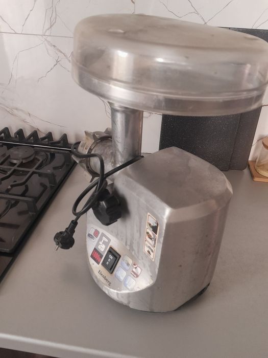 Продам мясорубку
