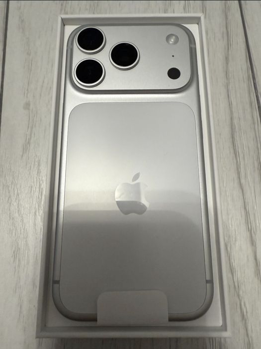 Oferta!!!Iphone 17 pro Silver!