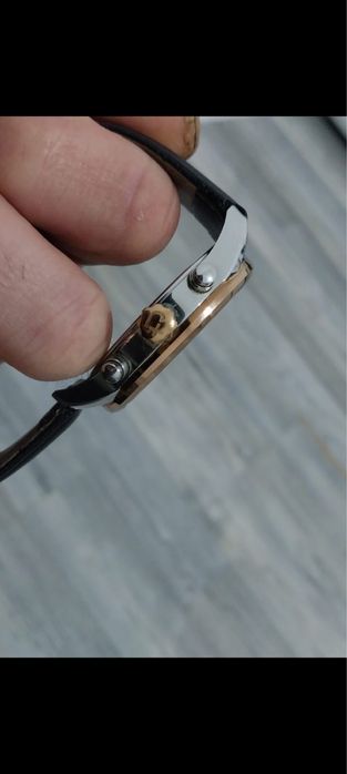 Продается часы Roamer