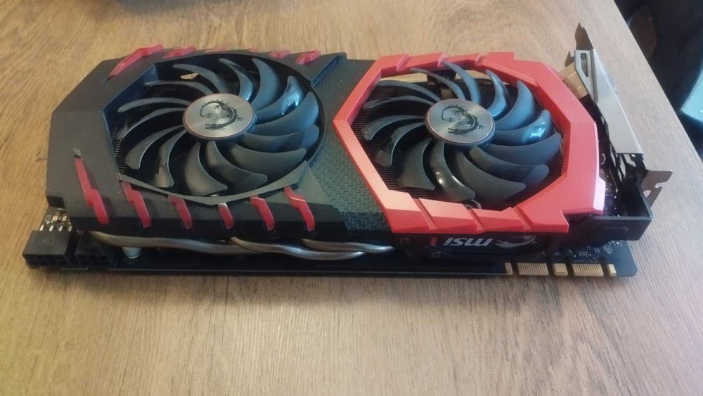 Продавам MSI GeForce GTX 1070 Ti GAMING 8G