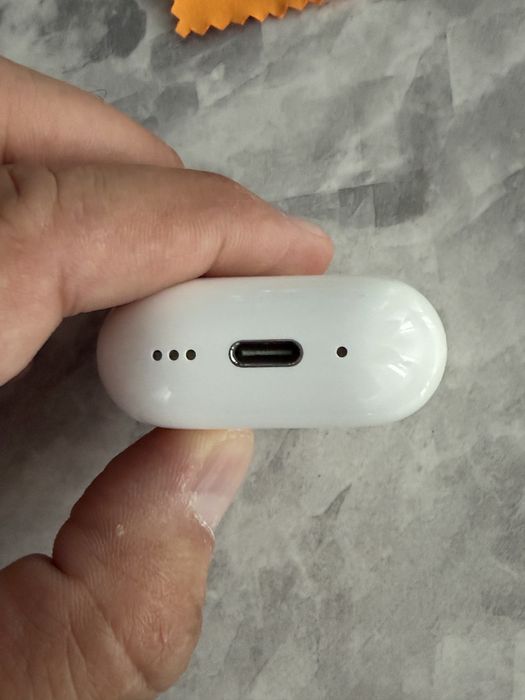 Carcasa Airpods 4 cu ANC si Magsafe - A3059