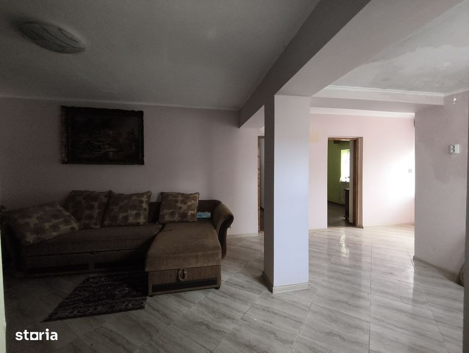 Casa Ovidiu chirpici+atelier 100 mp BCA/garaj 2-3 masini. Teren 350 mp