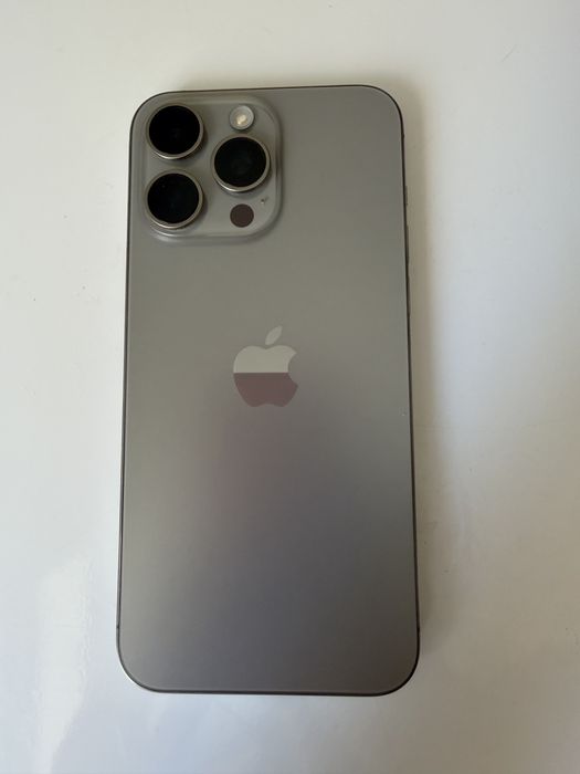 Vand iPhone 15 Pro Max 256gb Titanium