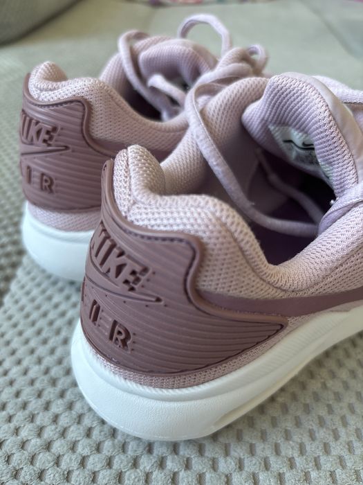 Guess, Nike -маратонки,сникърси