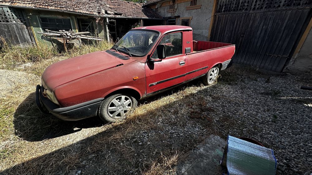 Vând Dacia 1304 Pick-up (Papuc) - 1.6 Benzină Injecție, An 2000, piese incluse