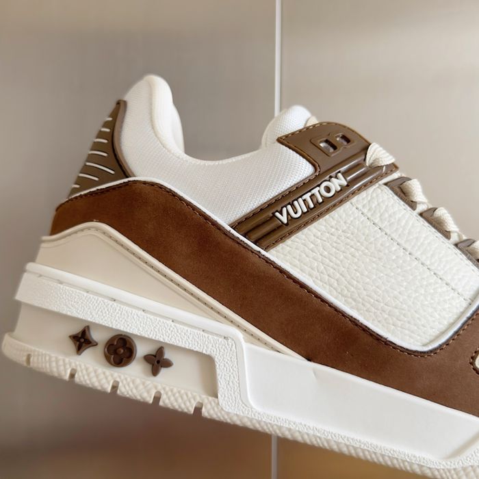 Adidasi Louis Vuitton Calitate Premium