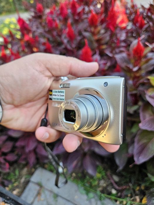 Nikon Coolpix цифровой фотоаппарат
