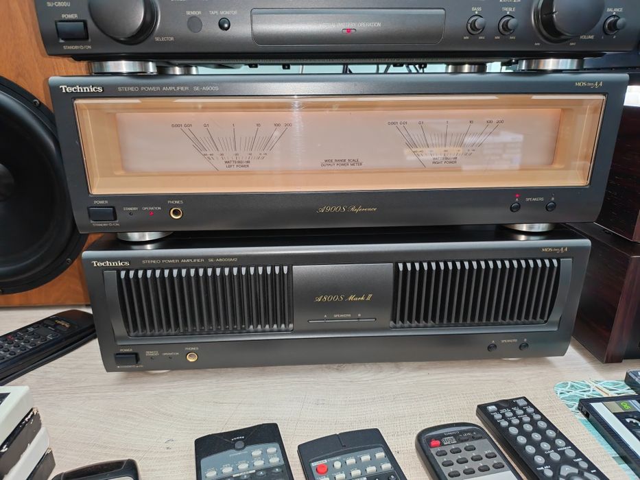 Vând linie Technics cu telecomanda