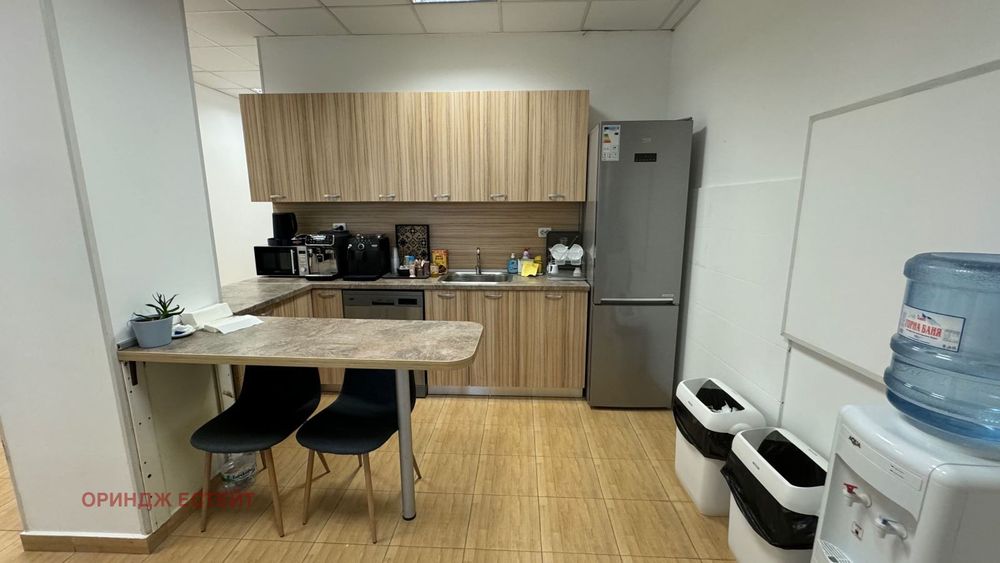 Дава се под наем Офис в София, Студентски град - 70 кв.м за 700 € - Снимка #4