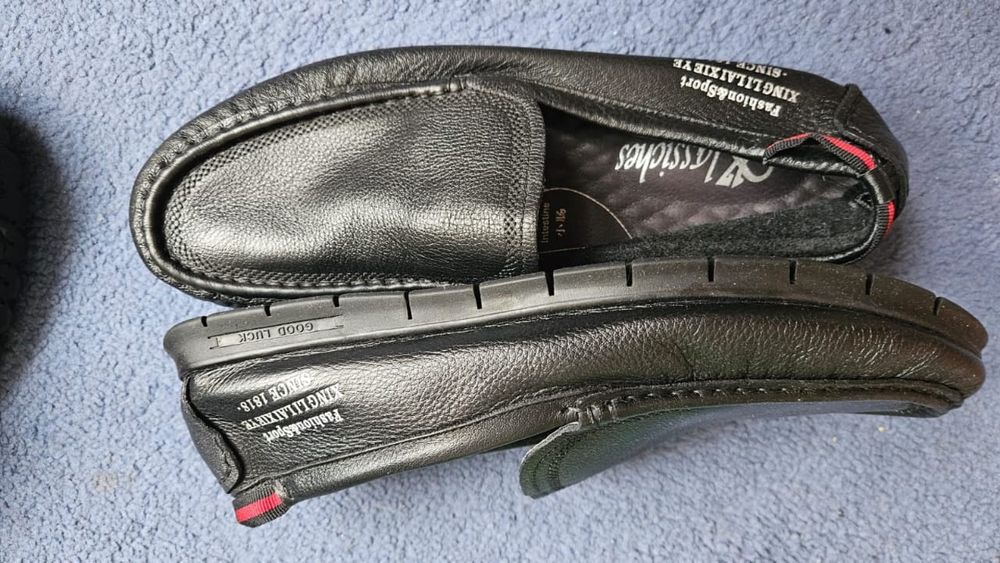 Продам кожаные макасины