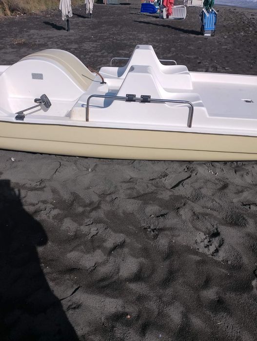 Продавам водно колело