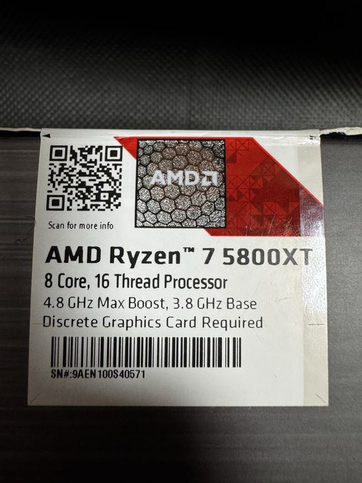 Ryzen 5800 xt  procesor amd nou sigilat cu cooler