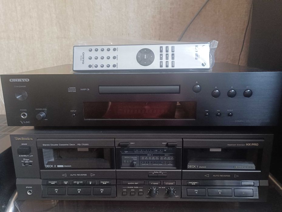 Супер запазена  hi-fi аудио сестема