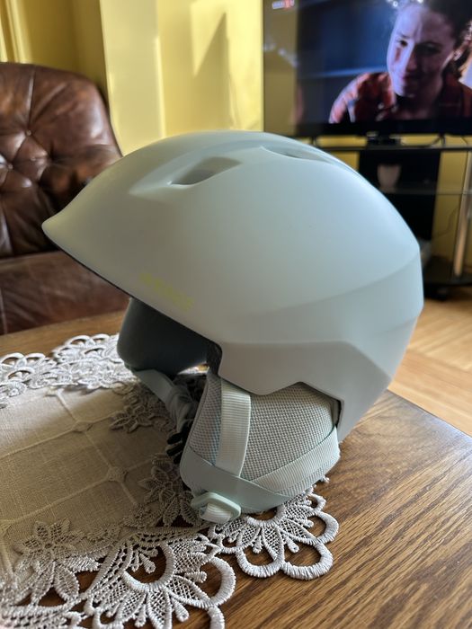 Каски за ски алпина