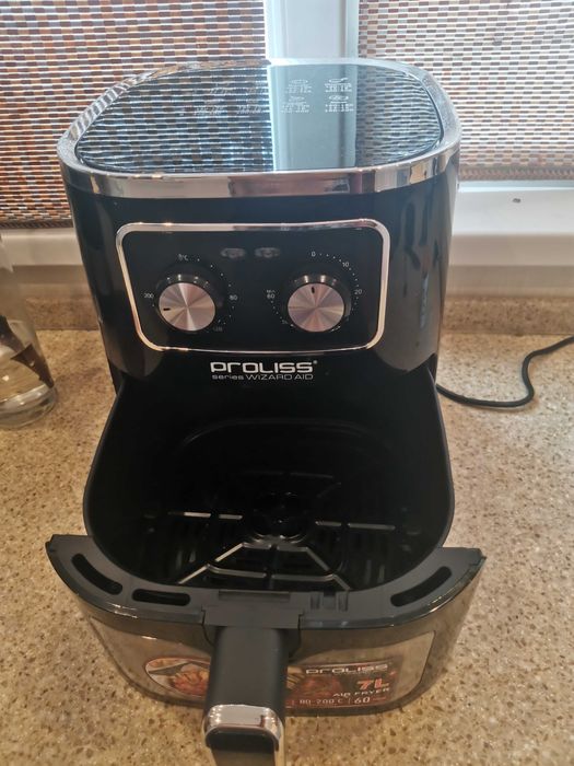 Аэрогриль бытовой