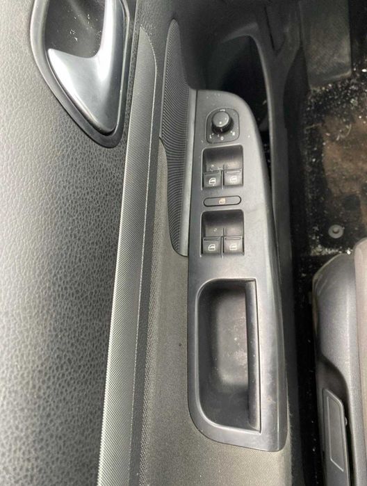 Piese VW Golf 6  1.9  din 2008 - bls