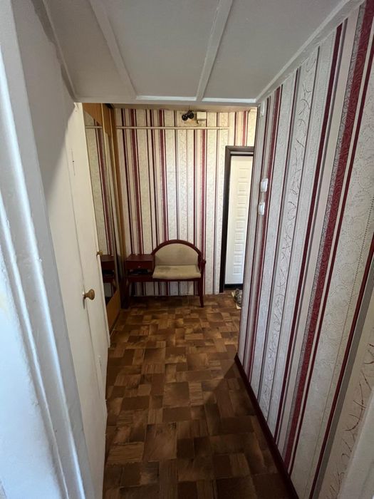 Продаётся 2 ком. р-н стадина Авангард.