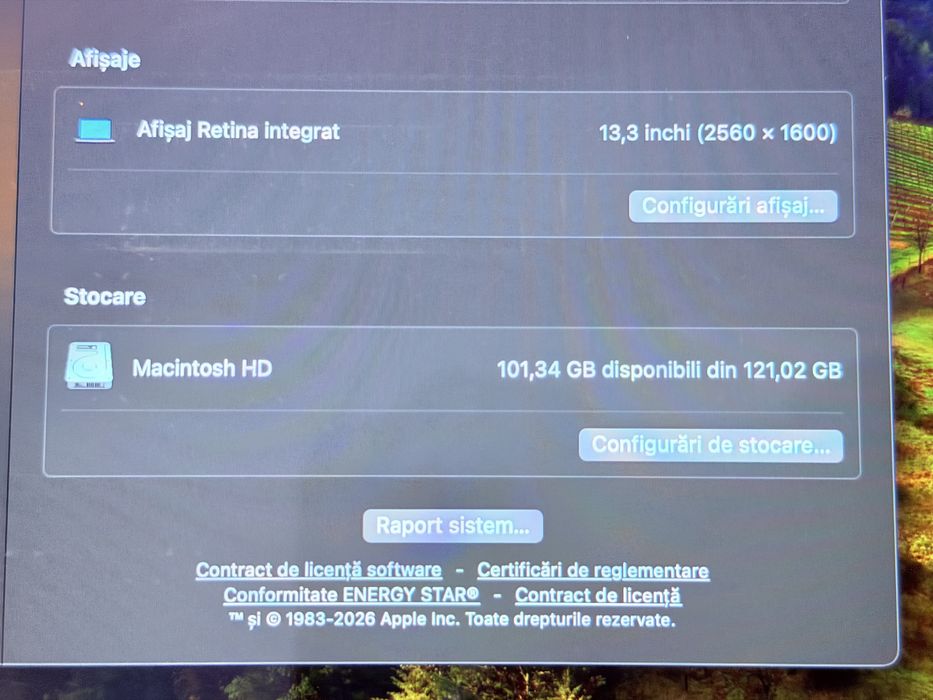 MacBook Air 2019 , i5, 8GB RAM  128GB Stocare