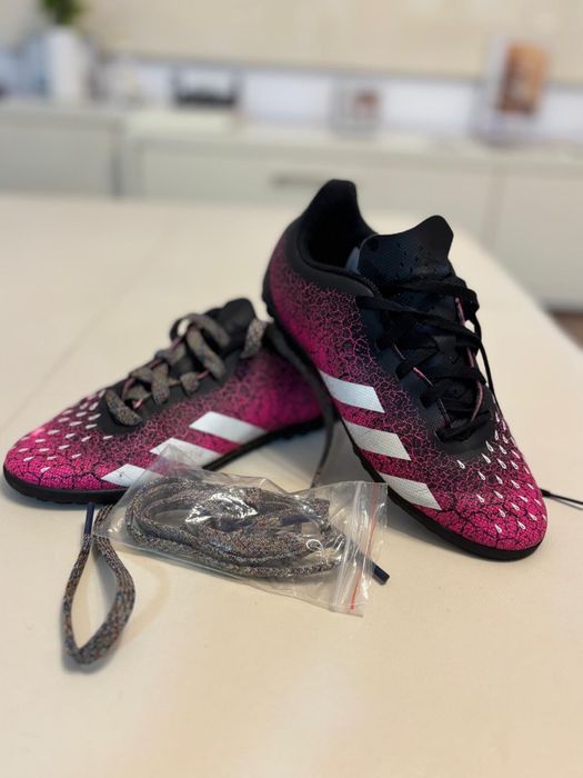 Adidasi fotbal copii Nike, marimea 36.5