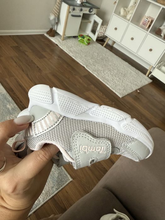 Кроссовки tombi детские