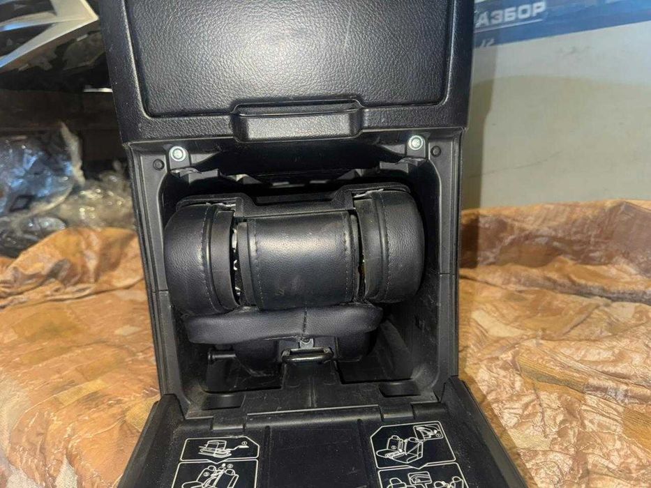 Бар  Toyota Highlander