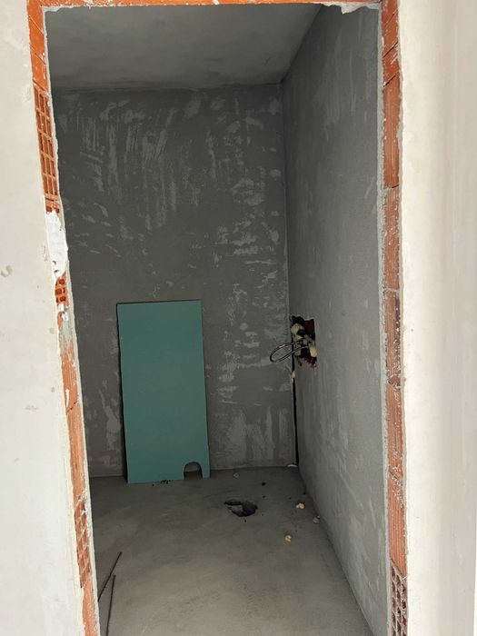 Тристаен апартамент в кв.Железник