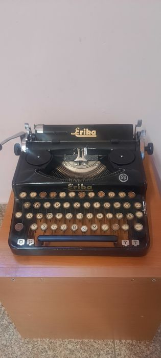 Mașină de scris Erika 1930