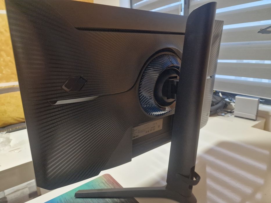 Монитор Samsung Odyssey G4 27'' 240hz