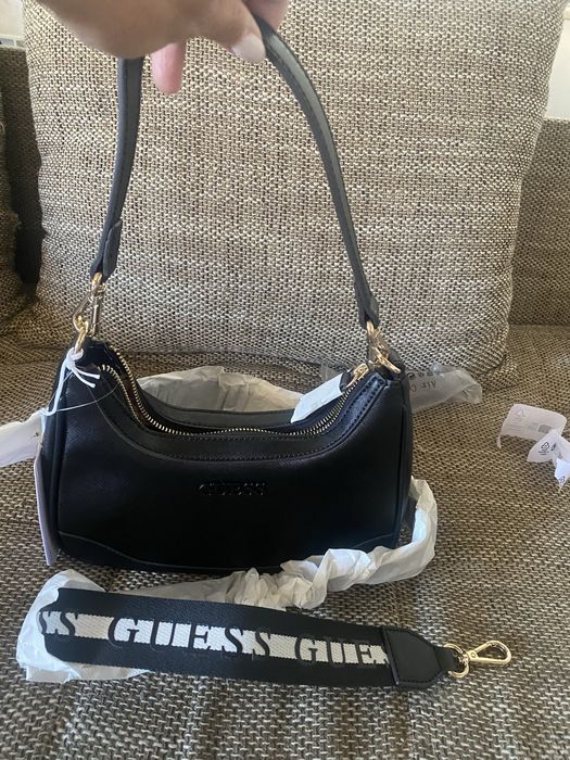 нова оригинална чанта Guess