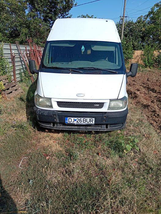 Vând Ford transit