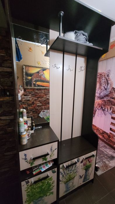 Прихожка продаётся срочно