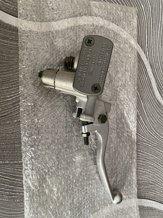 Преден спирачен лост с казанче за Honda CR/CRF