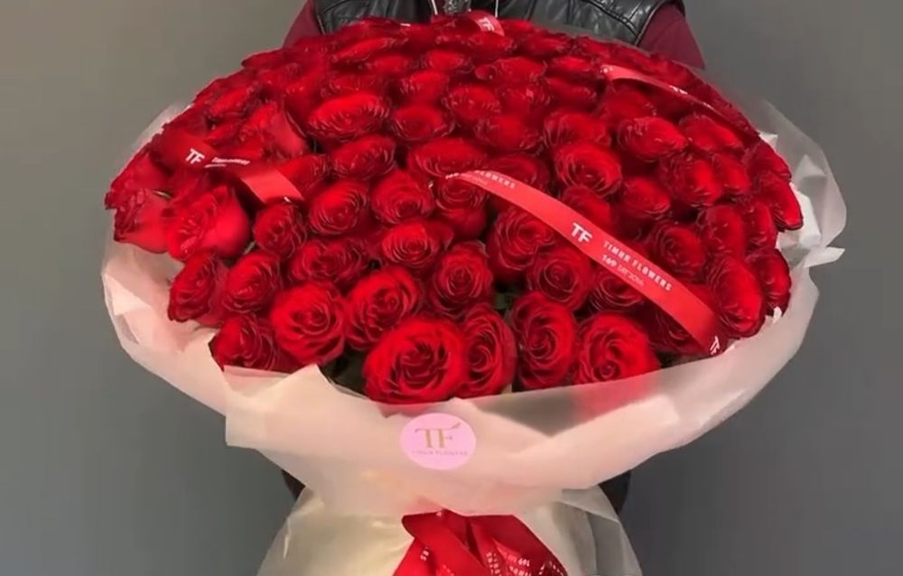 Продам цветы 101 роза