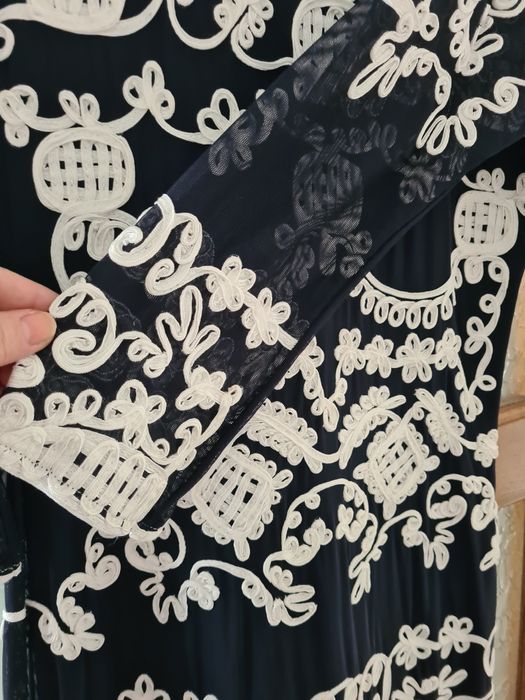 Rochie dantela cusuta relief Phase Eight