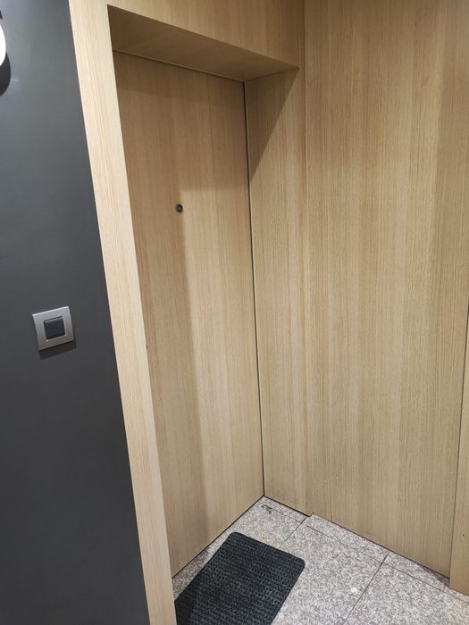 Под наем тристаен апартамент  90 кв 739 евро кв Витоша