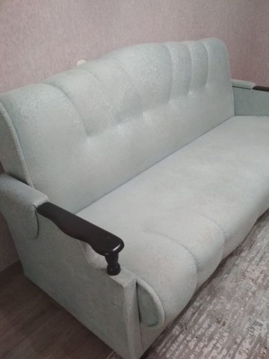 Продаю диван