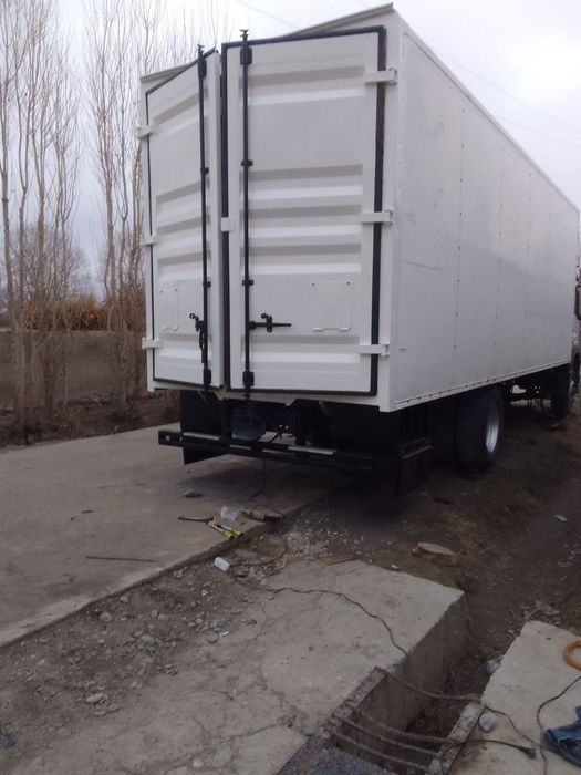 Mersedes Bens hatiko