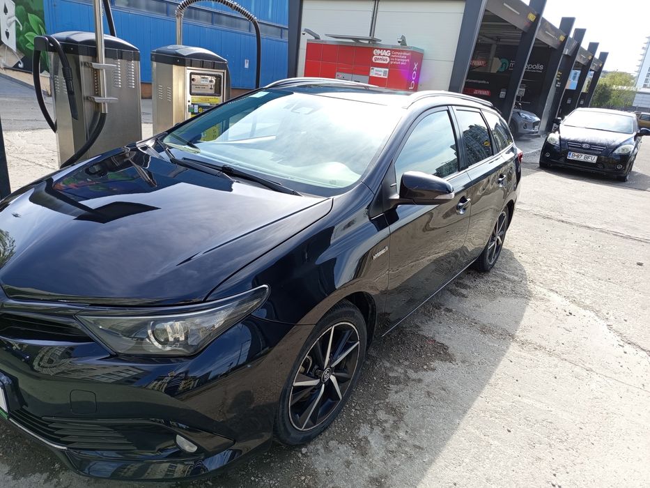 Vând Toyota Auris  26.12.2018