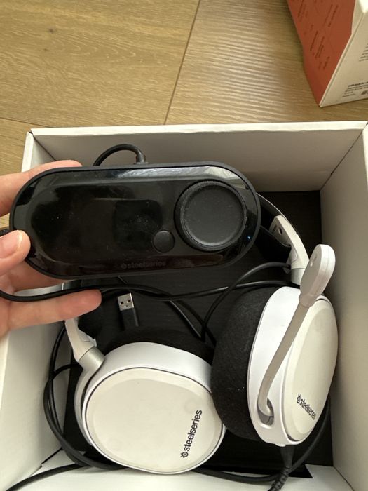 Наушник для игры качественный от steelseries
